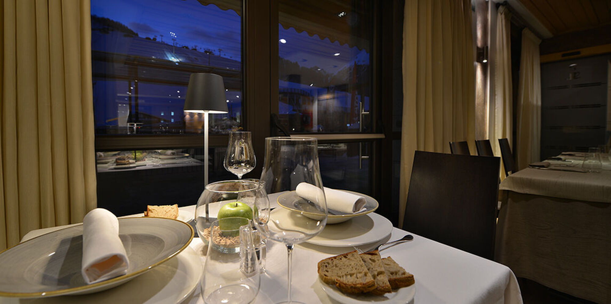 Verbringen Sie die Feiertage im Mota Restaurant & Wine: entdecken sie unsere Weihnachts- und Silvestermenüs